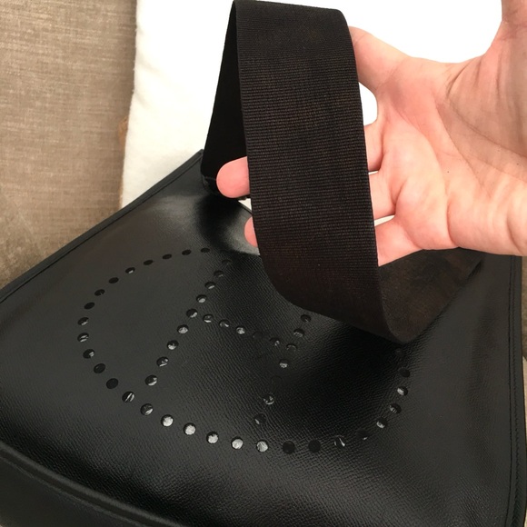 Authentic HERMES Evelyne GM bag black leather - Picture 10 of 16